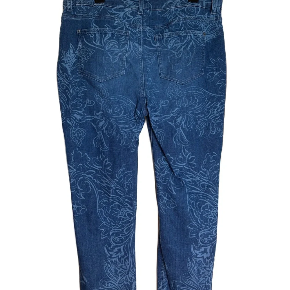 Chico's Blue Straight Leg Jeans with Classic Denim Style - Picture 4 of 6